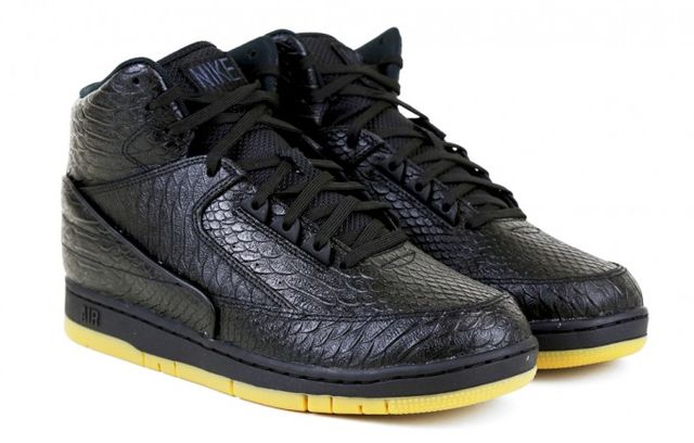 nike-air-python-black-gum-1-681x435_result