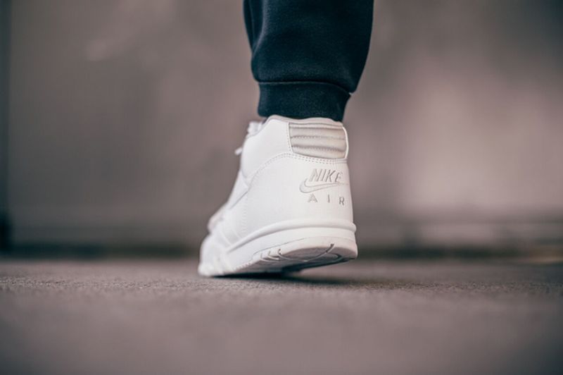 nike-air-trainer-1-white_02