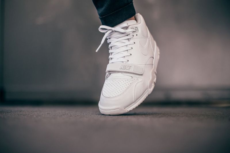 nike-air-trainer-1-white_03