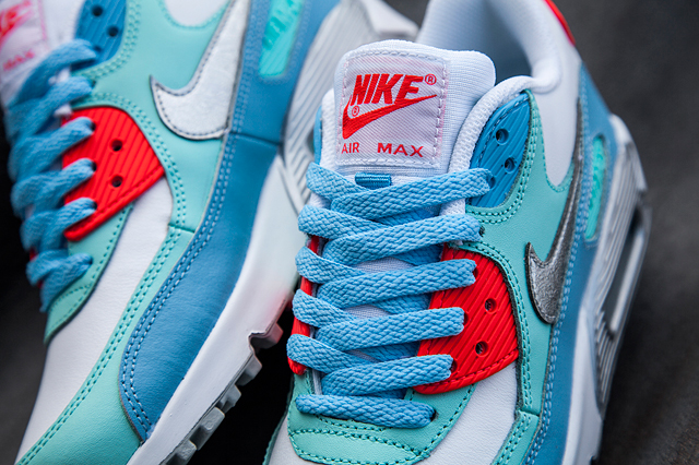 nike-am90-lakeside-blue-bumper-2