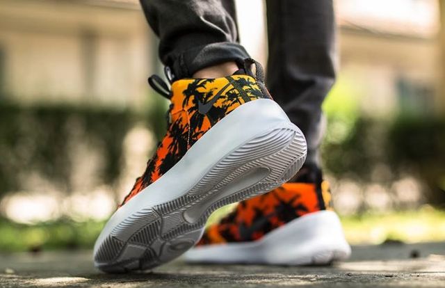 nike-hyperfr3sh qs-palm tree-total orange_02