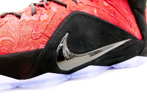nike-lebron-12-paisley_05
