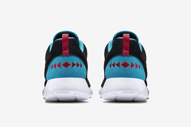 nike-n7 roshe one_02