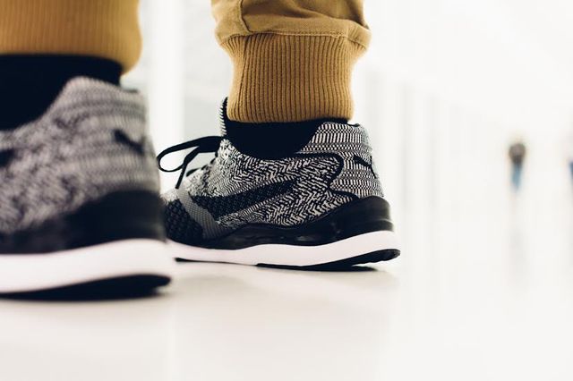 puma-xs500 woven-on feet_02