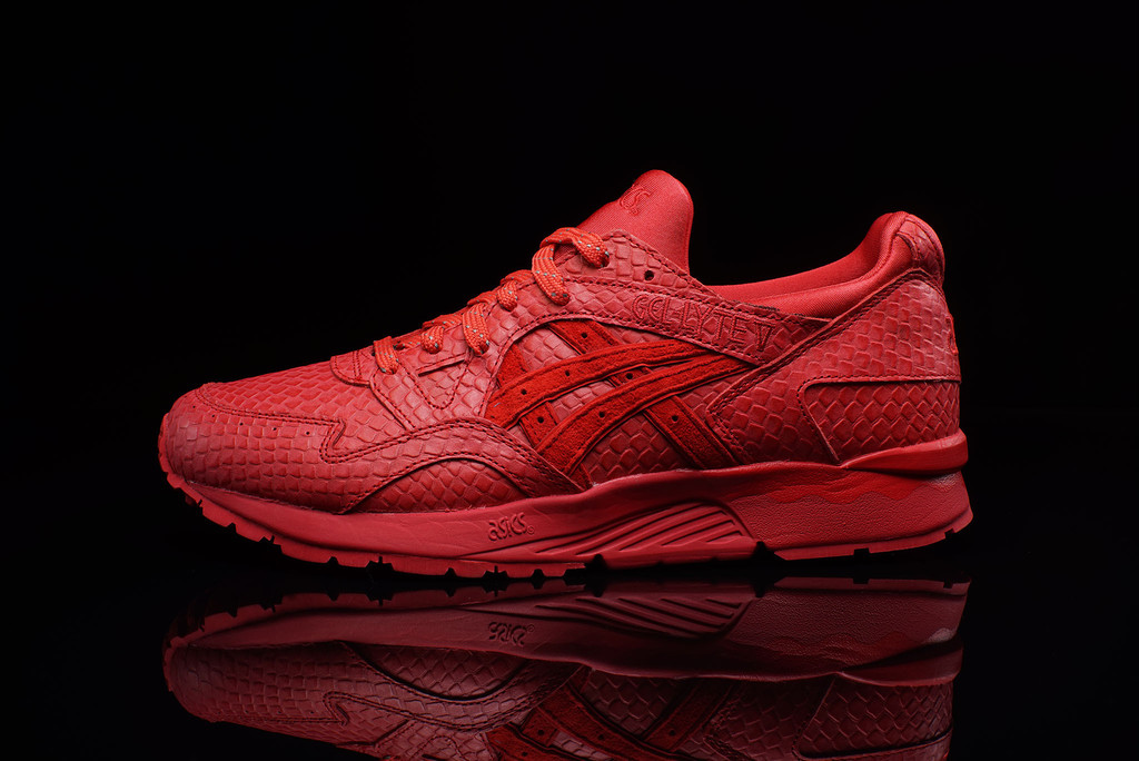 asics-gel-lyte-v-red-october-1