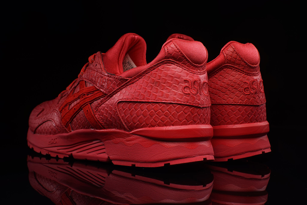 asics-gel-lyte-v-red-october-3