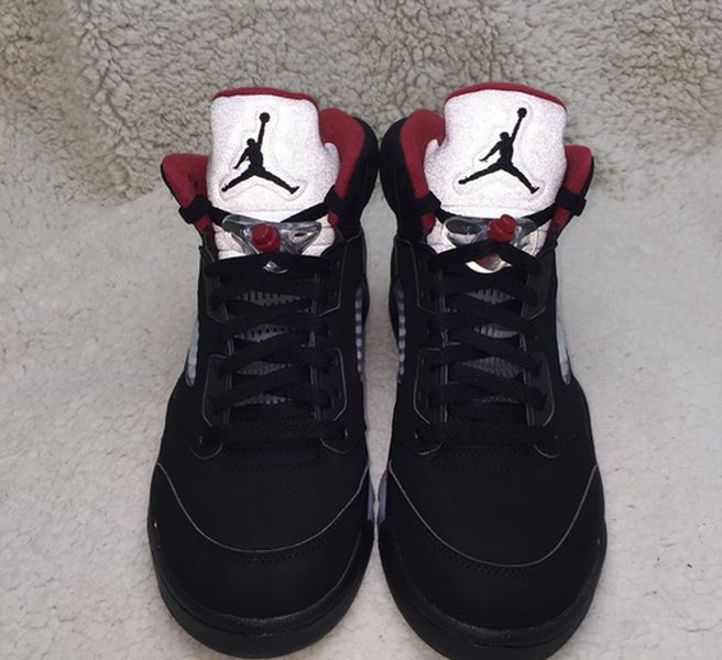 black-supreme-air-jordan-5-bred-2_result