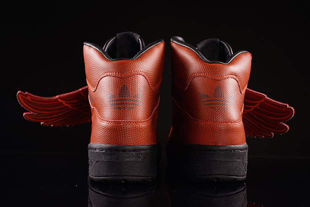 jeremy-scott-wings_04
