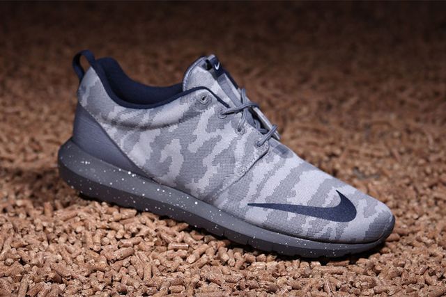 nike-roshe nm fb-grey camo