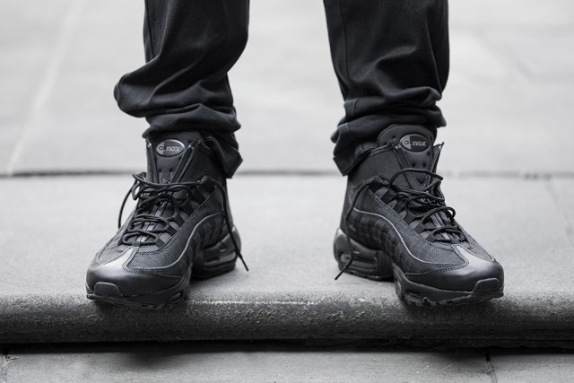 Nike-AM95-Snkrbt-1