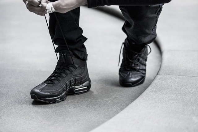 Nike-AM95-Snkrbt-7