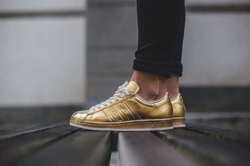 adidas-superstar-metallic-gold_03_result