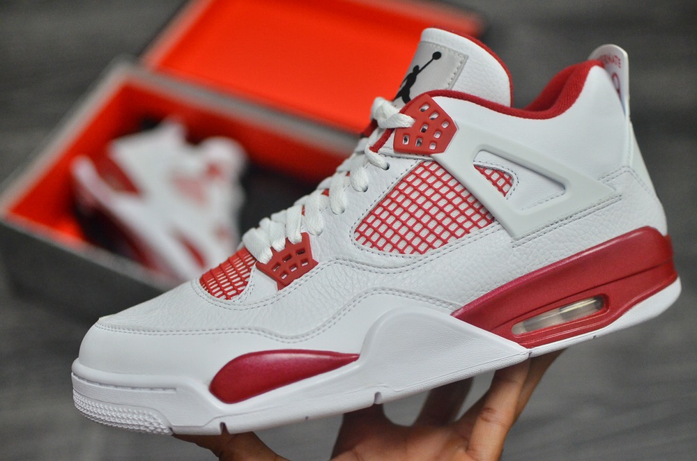 2016-air-jordan-4-alternate-89-3
