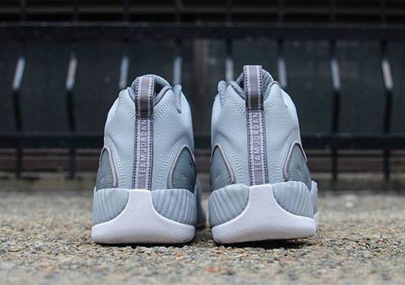 air jordan jumpan team 2