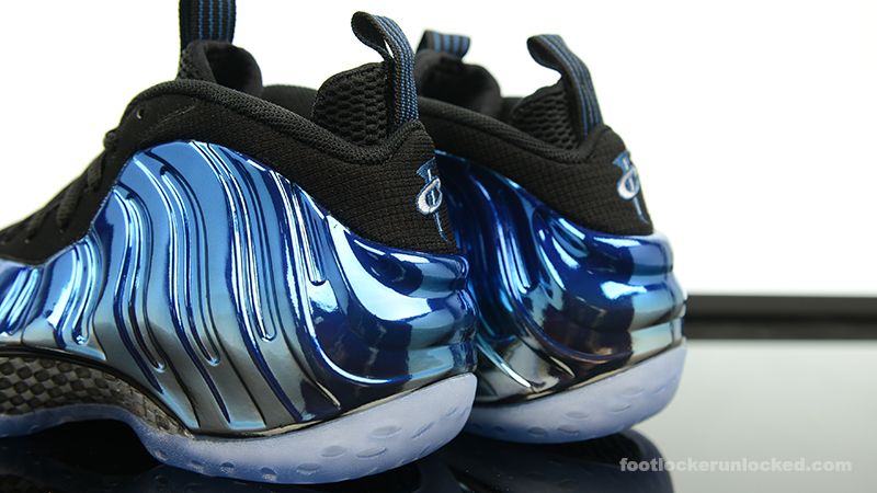 nike-air-foamposite-one-blue-mirror