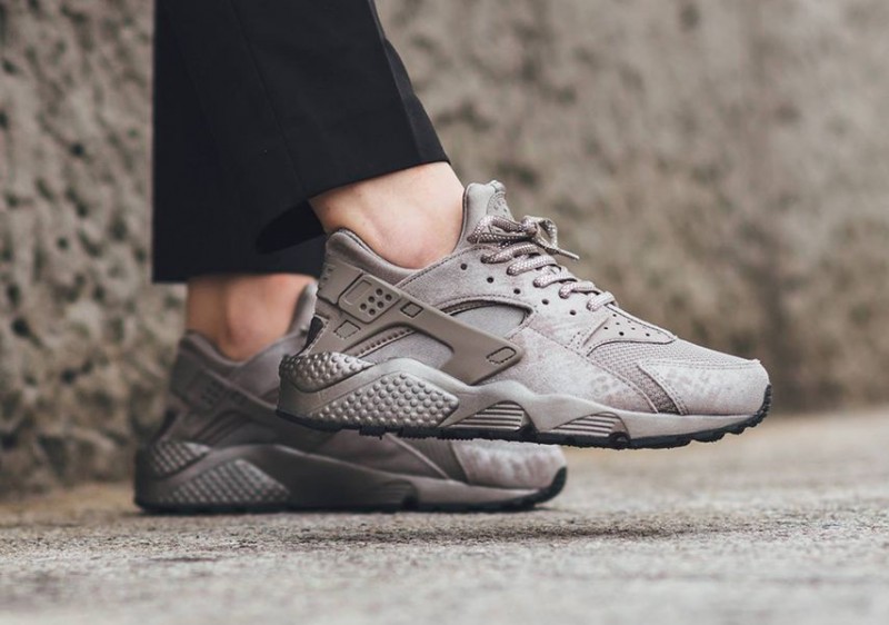 nike air huarrache iron2