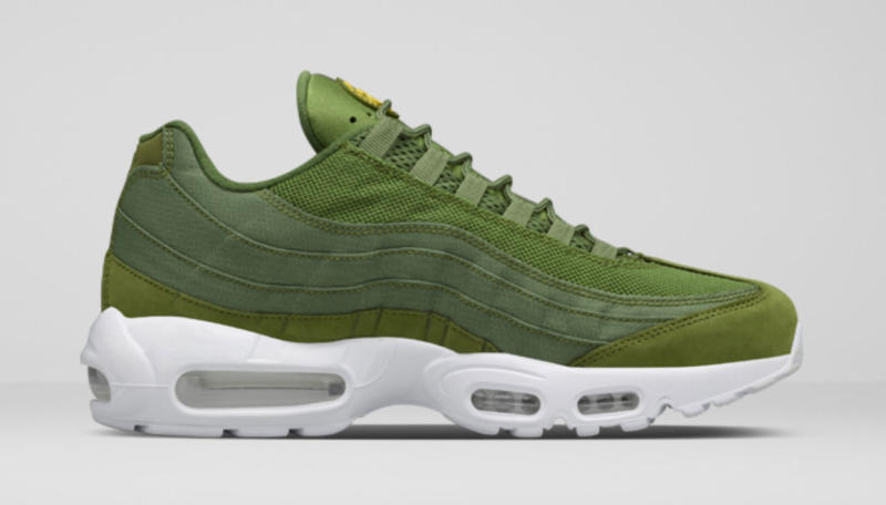 stussy-nike-air-max-95-green-5_nyuhw5