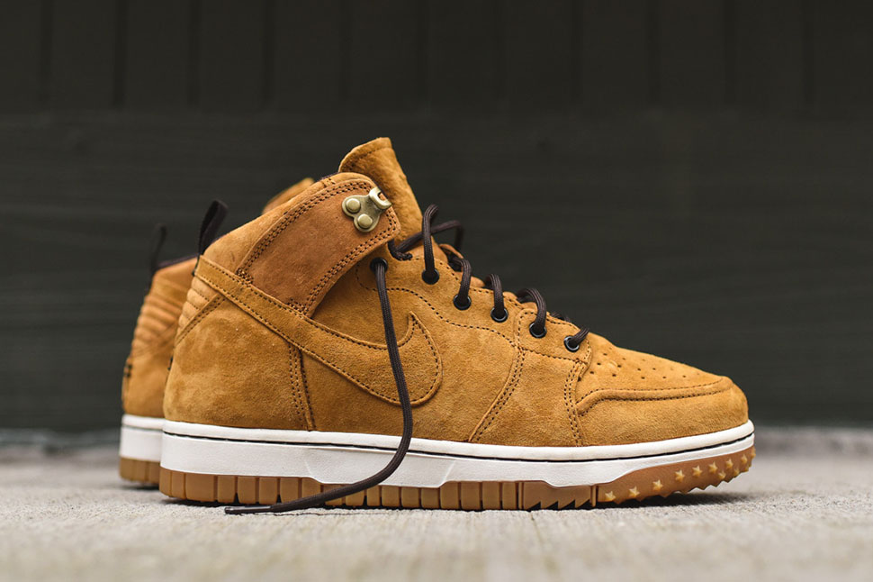 Nike-Dunk-CMFT-Sneakerboot-Wheat-2