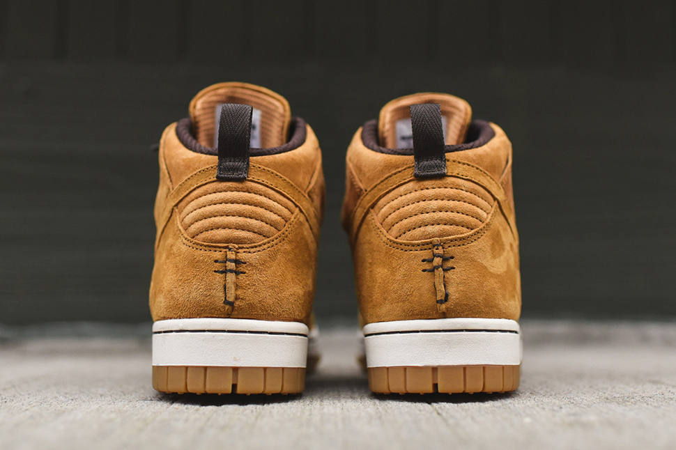 Nike-Dunk-CMFT-Sneakerboot-Wheat-6