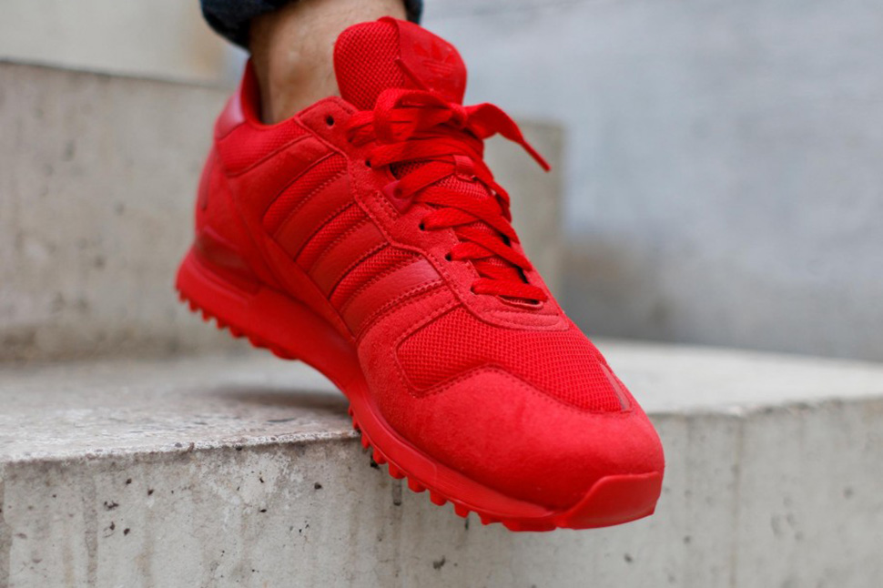 adidas ZX 700 