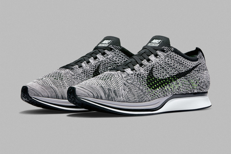 nike-flyknit-racer-oreo-01