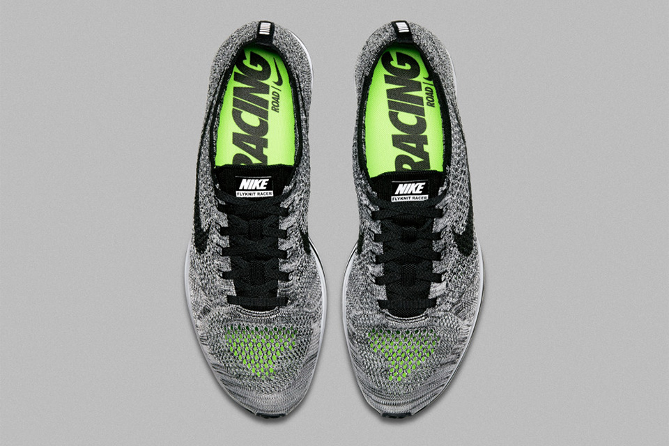 nike-flyknit-racer-oreo-02