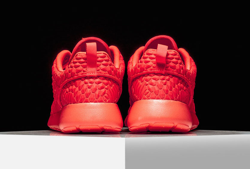 nike-roshe-one-diamondback-bright-crimson-3