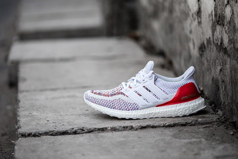 adidas-ultra-boost-white-multicolor-4