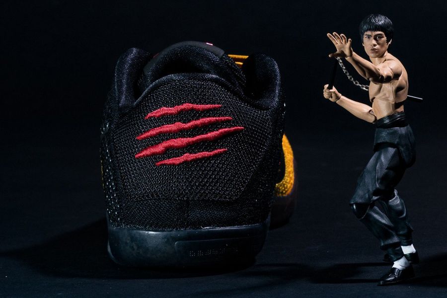 nike-kobe-11-elite-low-bruce-lee-5