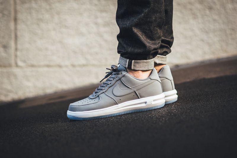 nike-lunar-air-force-1-wolf-grey