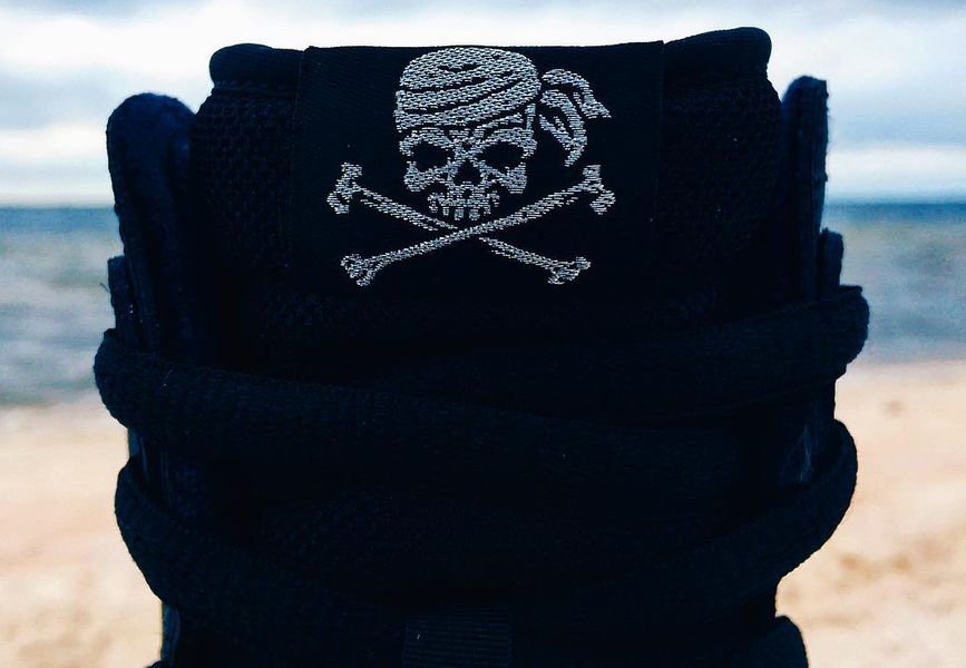 spot-nike-sb-dunk-high-gasparilla-01
