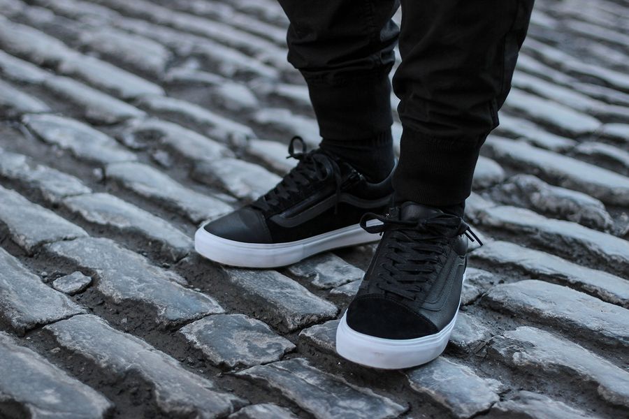 vans x raised by wolves x off the hook pack_03