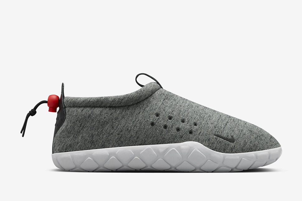 NikeLab-Air-Moc-Fleece-1