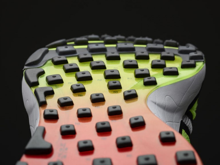 NikeLab-Air-Zoom-Talaria-Volt-4-768x577