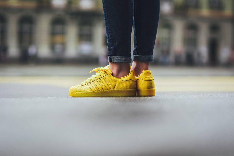 adidas-superstar-color-yellow