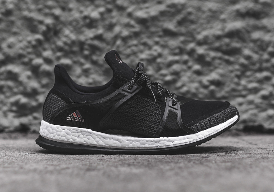 adidas-wmns-pure-boost-x-black
