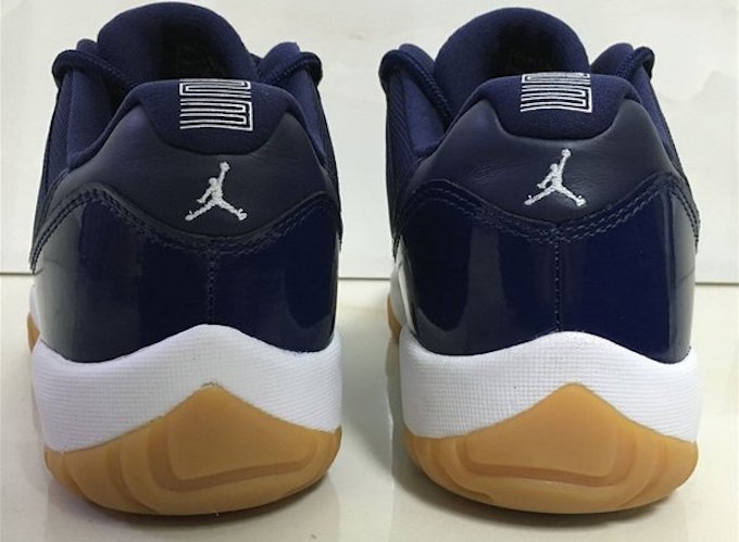 air-jordan-11-low-midnight-navy-gum-3