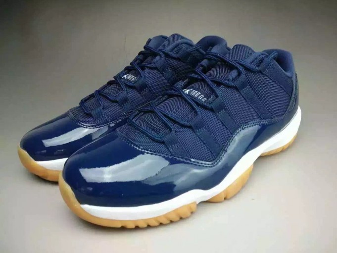 air-jordan-11-low-midnight-navy-gum-release-date-681x511