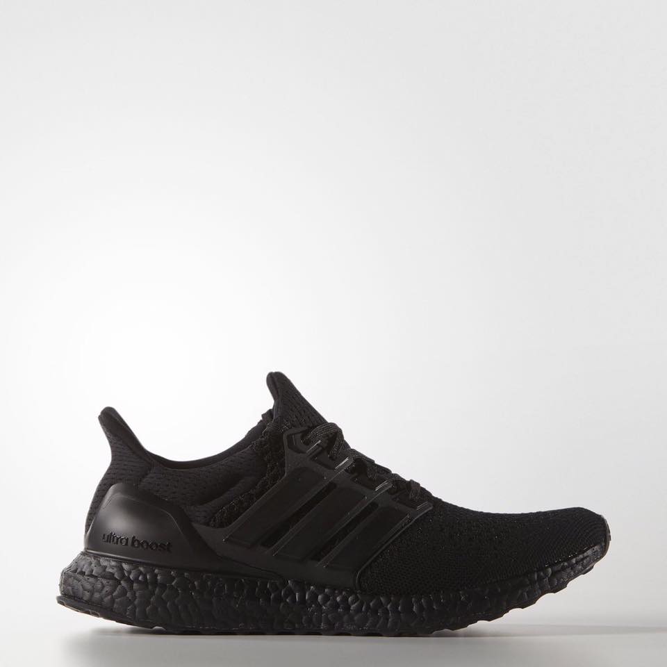 black-ultra-boost-adidas_04