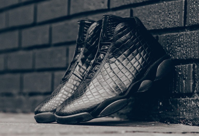jordan-horizon-premium-black-infrared-23-1-768x524