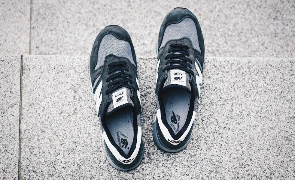 new-balance-1300-black-grey_02
