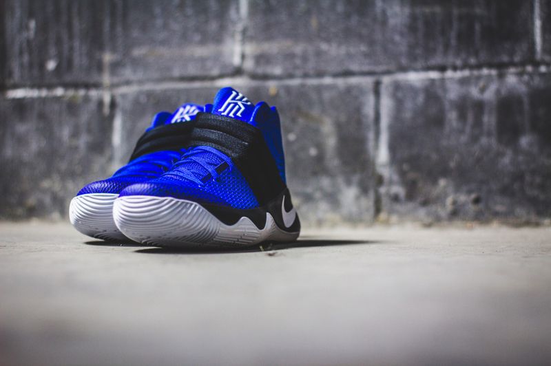 nike-kyrie-2-brotherhood_05