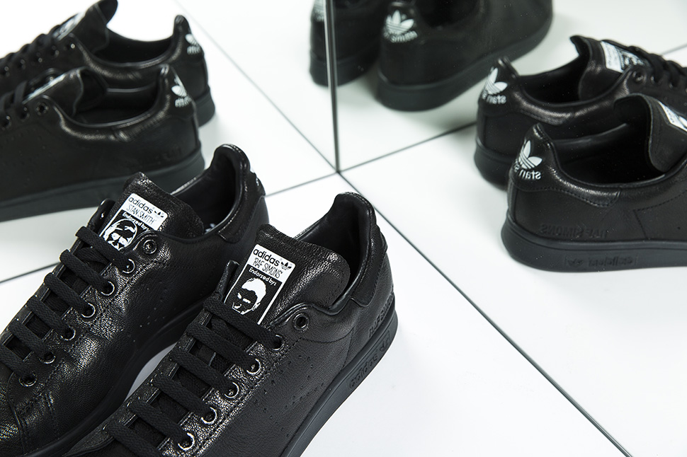 og-adidas-raf-stan-smith-aged-black-2