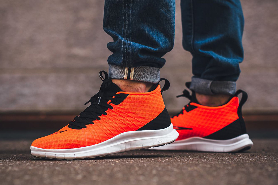 Nike-Free-Hypervenom-2-Total-Crimson-2