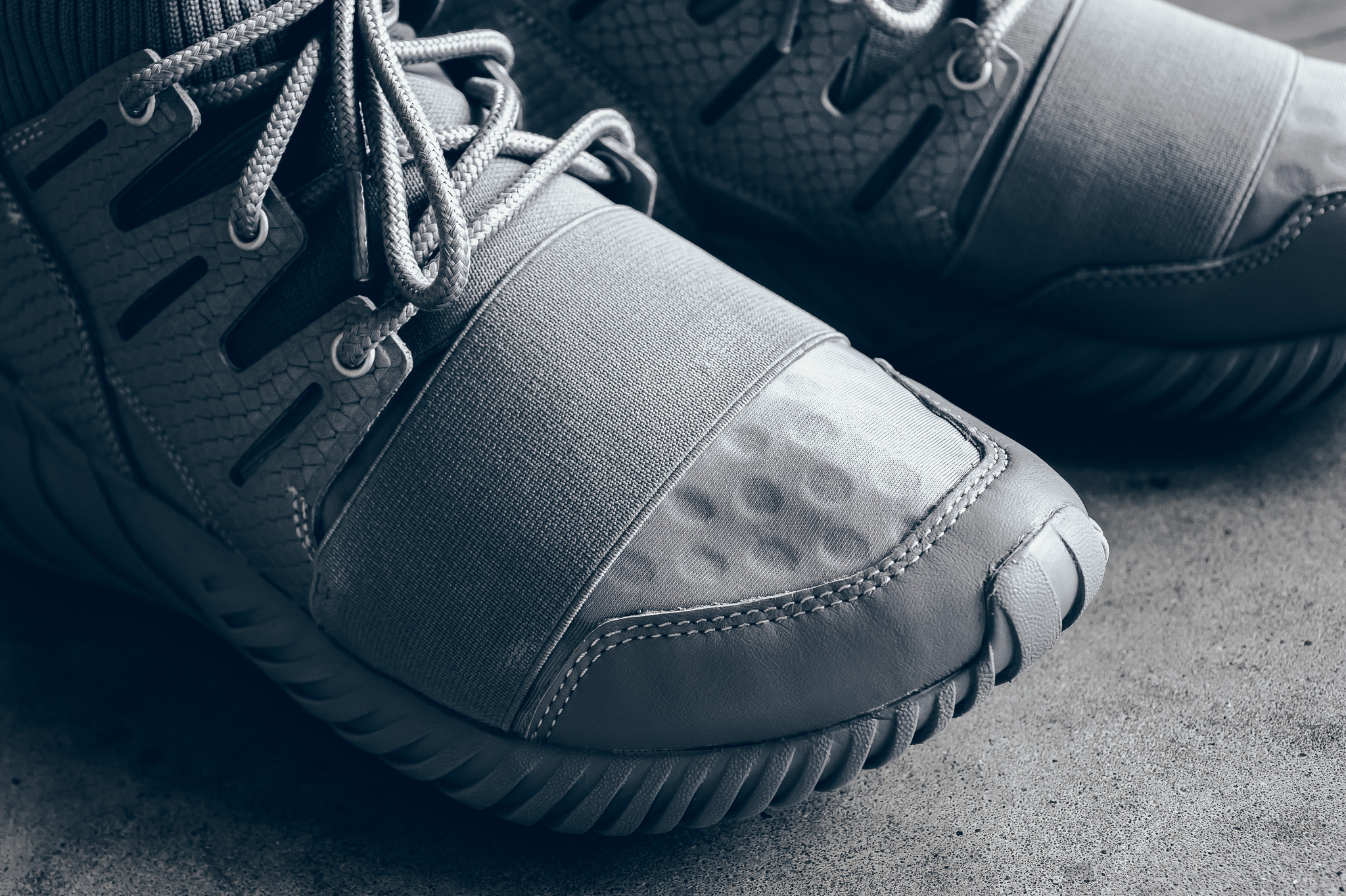 adidas-Tubular-Doom-4