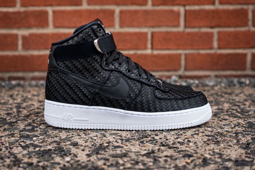 nike-air-force-1-high-lv8-woven-1