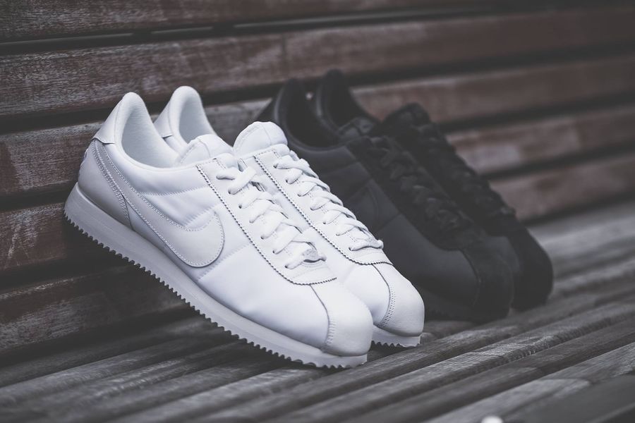 nike-cortez-black-white_02