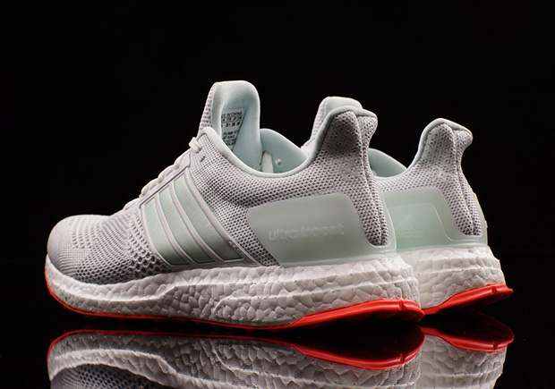 adidas-ultra-boost-st-yeezy-pure-platinum-03
