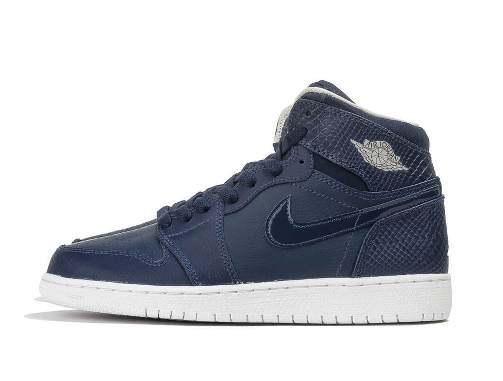 air-jordan-1-bg-navy