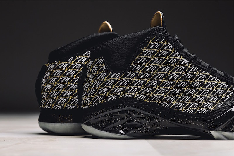 air-jordan-xx3-trophy-room-black-1